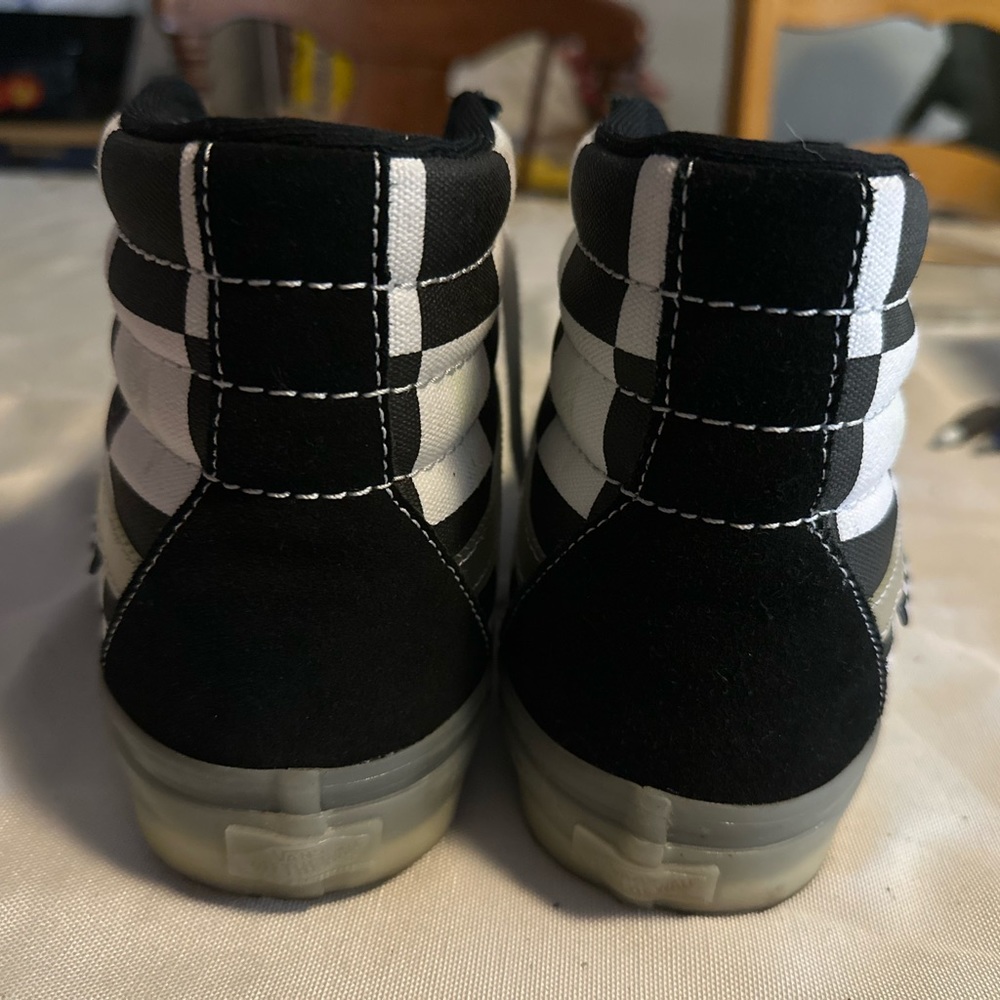 Men’s Size 12 Vans High Top Glow